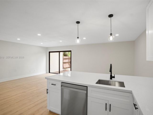 2-bedroom home for rent in Homestead - 28015 SW 143rd Ct - MondialRealty