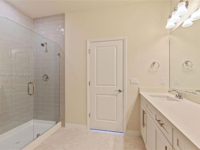 Home for rent at 1455 Silk Oak Dr 1455 - photo 7472672