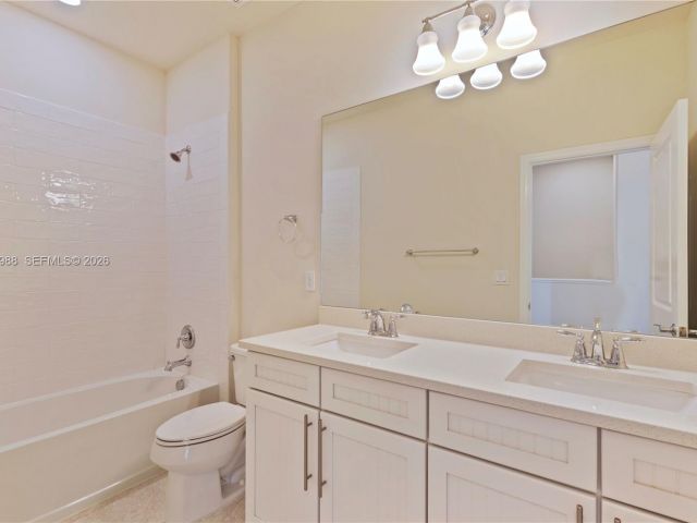 Home for rent at 1455 Silk Oak Dr 1455 - photo 7472673