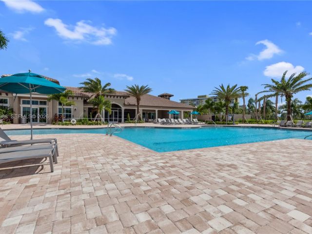 Home for rent at 1455 Silk Oak Dr 1455 - photo 7472679