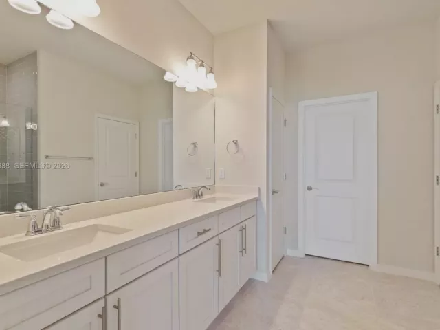 3-bedroom home for rent in Hollywood - 1455 Silk Oak Dr 1455 - MondialRealty