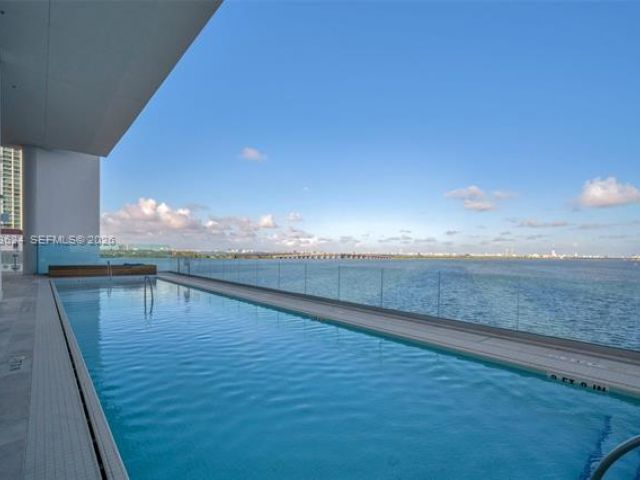 Apartment for rent  Unit #2404 - photo 7497703