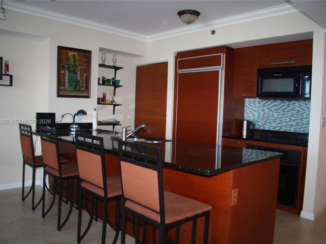 Apartment for rent  Unit #4212 - photo 7499247