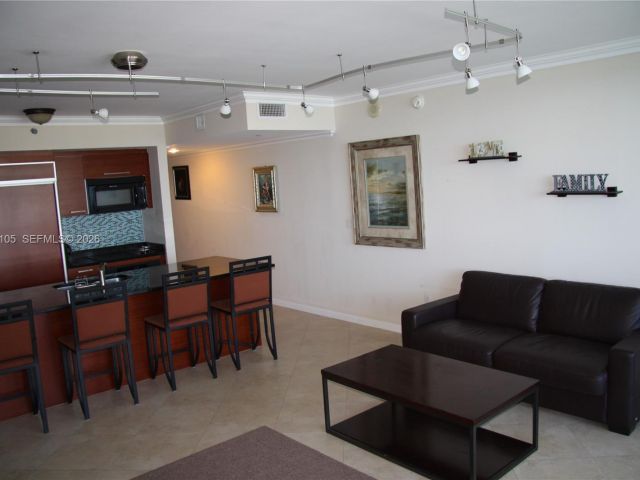 Apartment for rent  Unit #4212 - photo 7499248