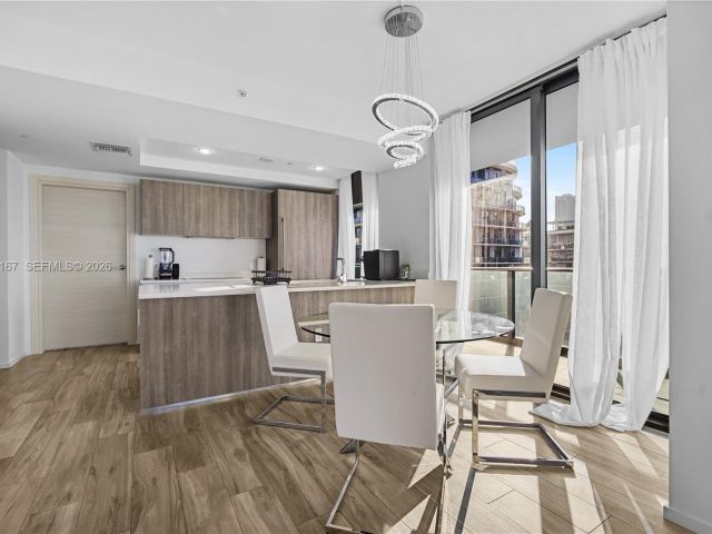 Apartment for sale  Unit #4509 - photo 7452397