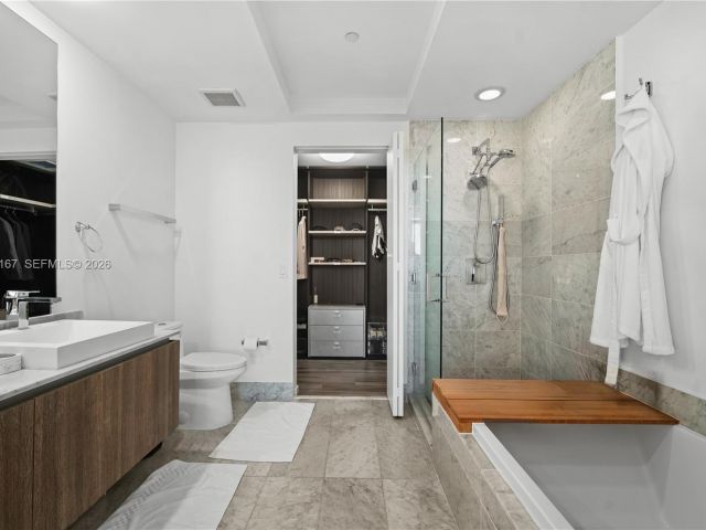 Apartment for sale  Unit #4509 - photo 7452407