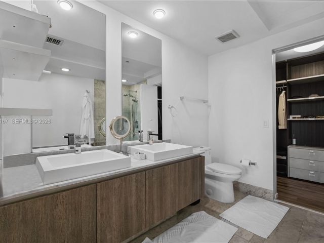 Apartment for sale  Unit #4509 - photo 7452408