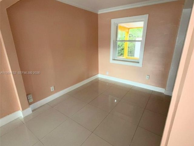 Home for rent at 14215 NE 9th Ave 14215 - photo 7475244