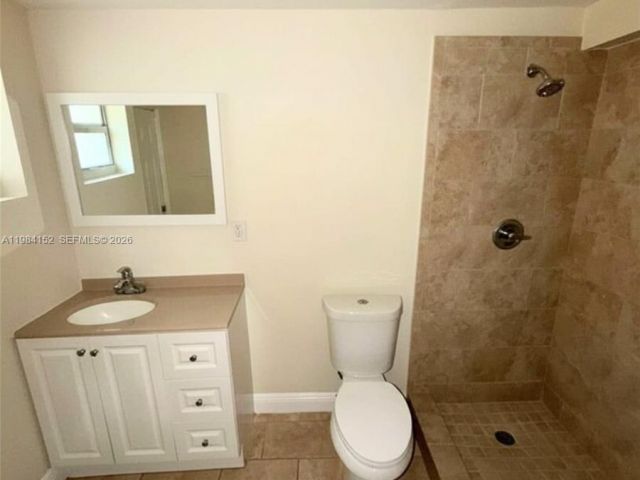 Home for rent at 14215 NE 9th Ave 14215 - photo 7475251