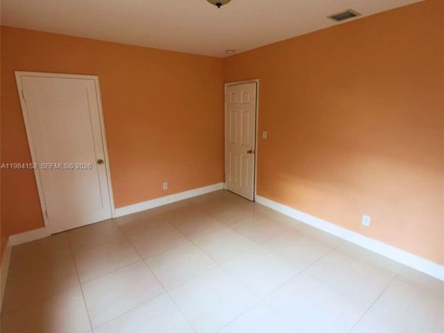 Home for rent at 14215 NE 9th Ave 14215 - photo 7475252