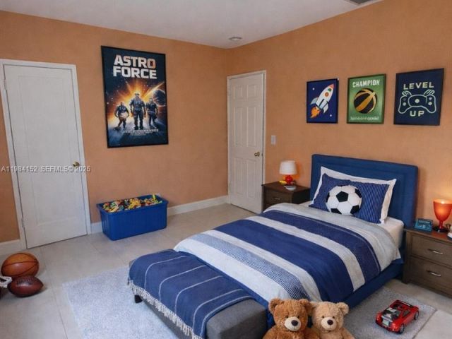 Home for rent at 14215 NE 9th Ave 14215 - photo 7475253