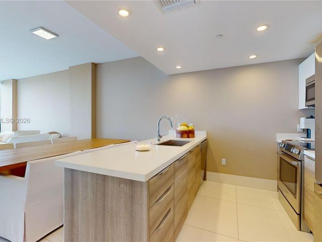 Apartment for sale  Unit #5E-N - photo 7514108