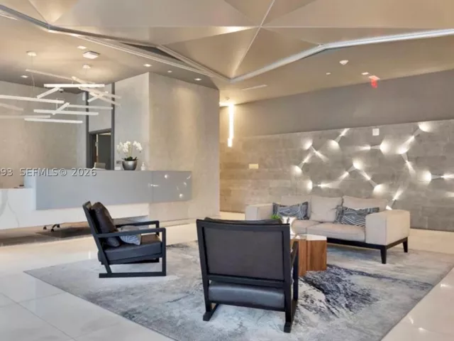 2-bedroom condo for sale in Bay Harbor Islands - 9940 W Bay Harbor Dr 5E-N - MondialRealty