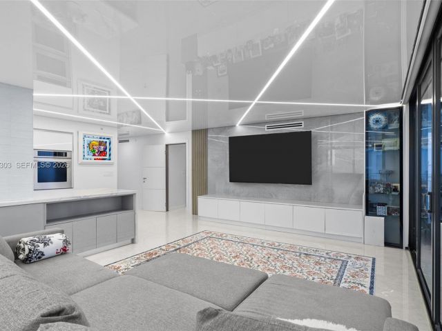 Apartment for rent  Unit #2319 - photo 7495332