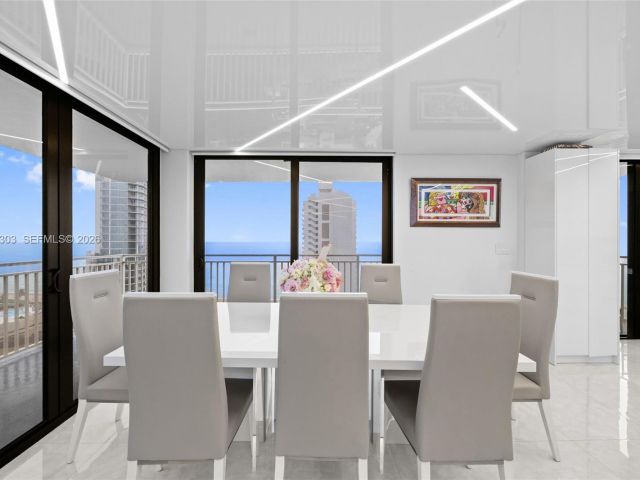 Apartment for rent  Unit #2319 - photo 7495333