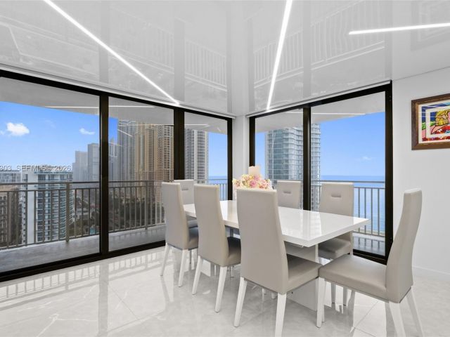 Apartment for rent  Unit #2319 - photo 7495334