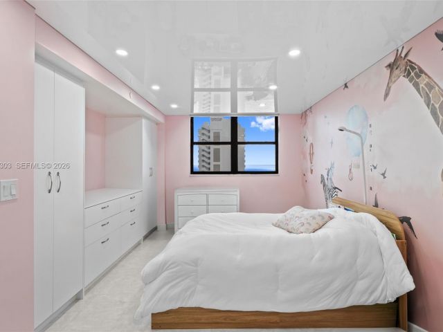 Apartment for rent  Unit #2319 - photo 7495345