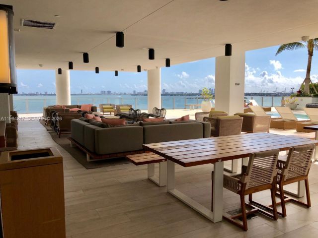 Apartment for rent  Unit #3705 - photo 7491282