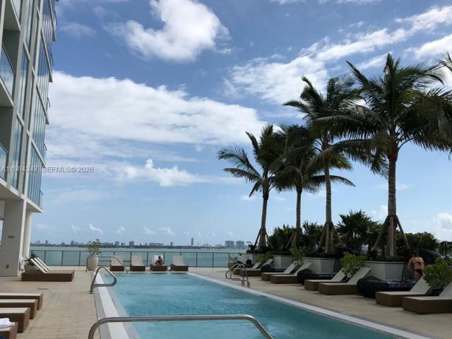 Apartment for rent  Unit #3705 - photo 7491283