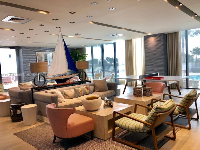 Apartment for rent  Unit #3705 - photo 7491287