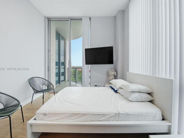 Apartment for rent  Unit #601 - photo 7506614