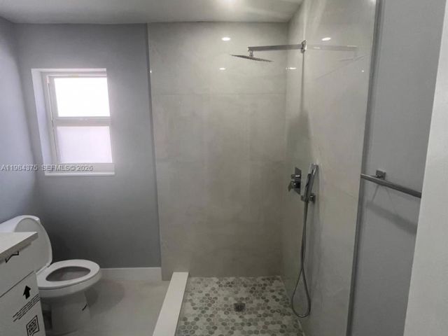 Home for rent at 361 NW 16th St - photo 7478223