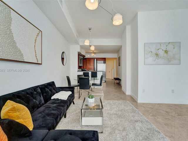 Apartment for rent  Unit #PH206 - photo 7495982