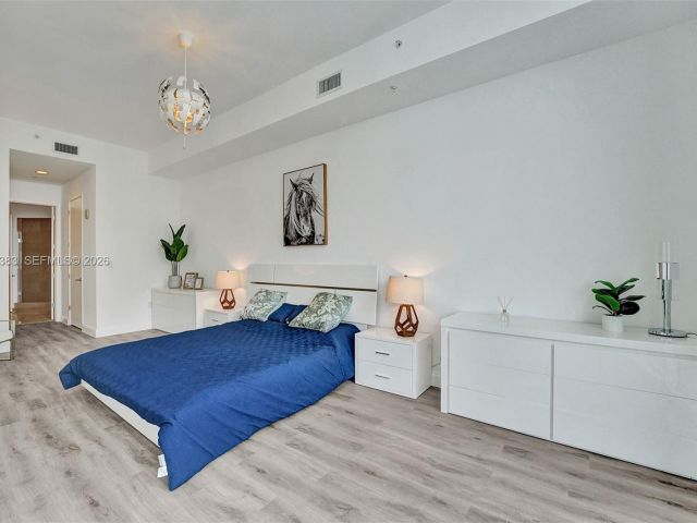 Apartment for rent  Unit #PH206 - photo 7495984