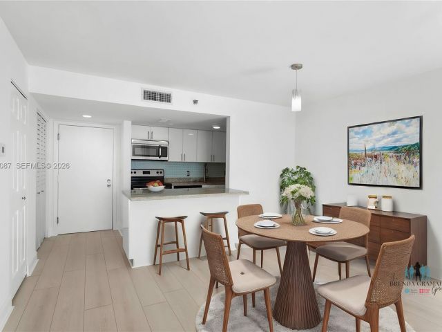 Apartment for rent  Unit #1508 - photo 7478977