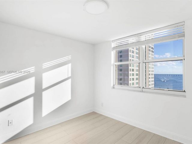 Apartment for rent  Unit #1508 - photo 7478985