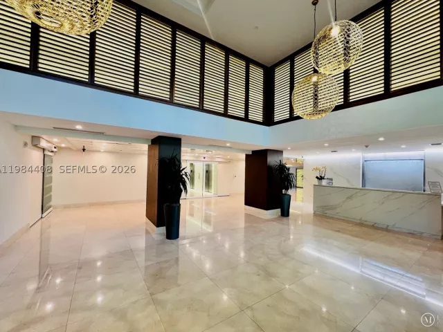 1-bedroom condo for sale in Miami - 540 Brickell Key Dr 202 - MondialRealty