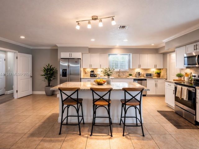 Home for rent at 19835 NE 11th Ct - photo 7493888