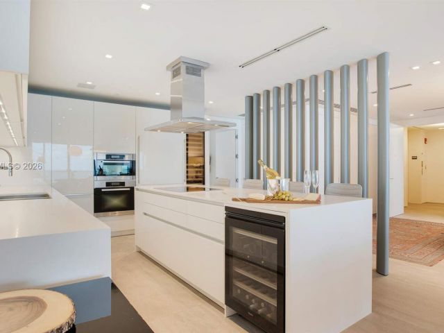 Apartment for sale  Unit #1006N - photo 7498901