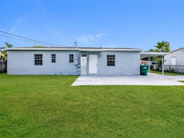 Home for rent at 601 NW 194th St - photo 7479549