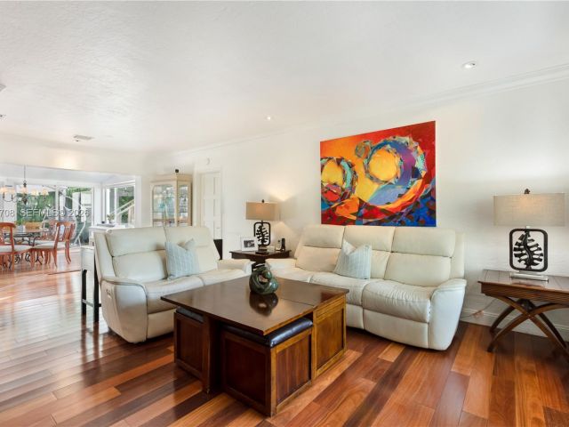 Home for sale at 310 Greenwood Dr - photo 7528307