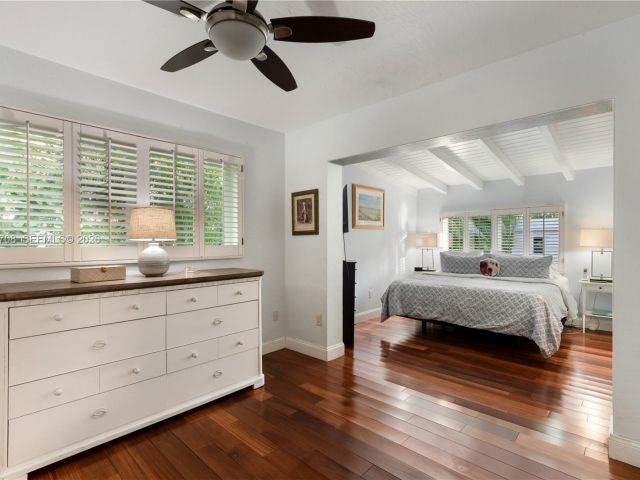 Home for sale at 310 Greenwood Dr - photo 7528313