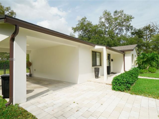 Home for rent at 255 Grant Dr - photo 7470632