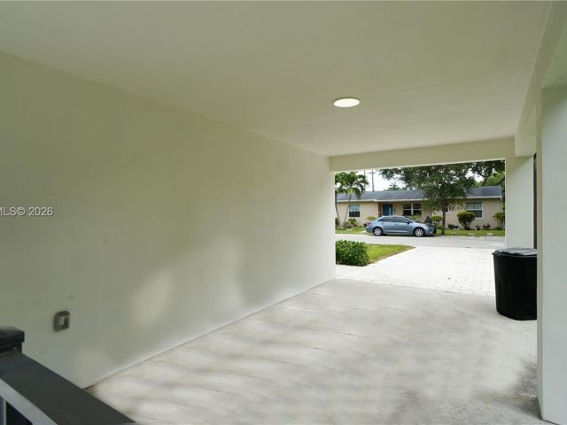 Home for rent at 255 Grant Dr - photo 7470633