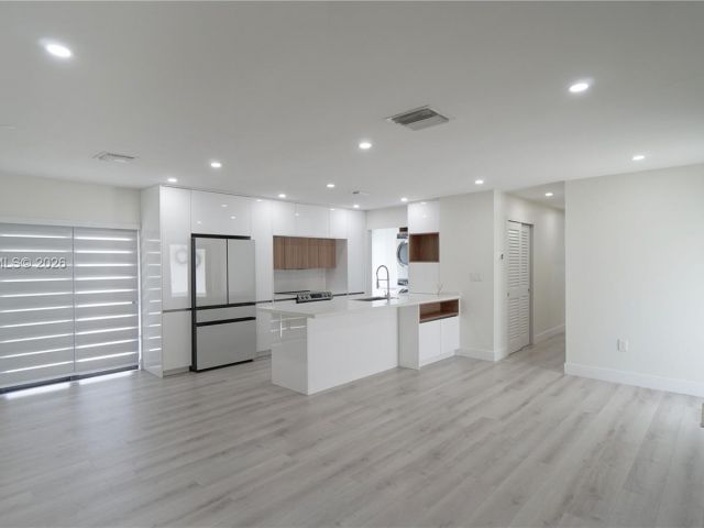 Home for rent at 255 Grant Dr - photo 7470638