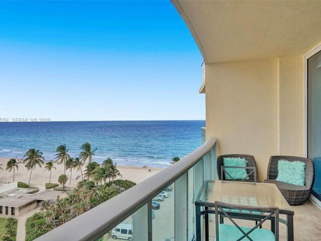 condo for rent in Hollywood - 2501 S Ocean Dr 804 (Available Oct 16) - MondialRealty