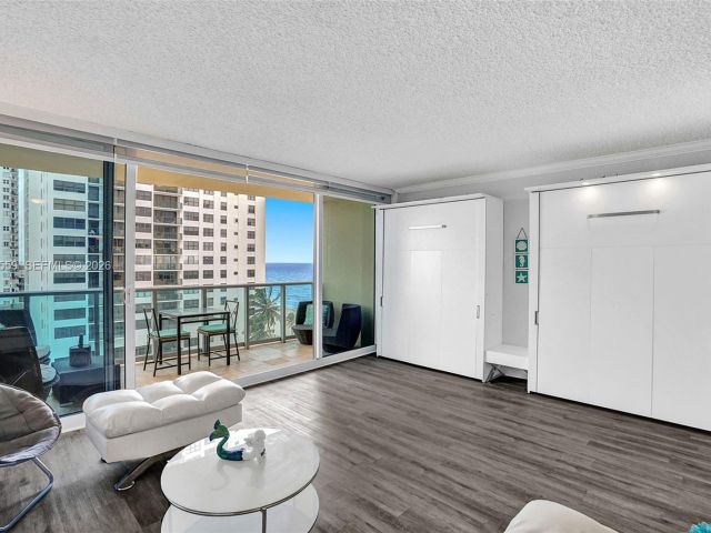 condo for rent in Hollywood - 2501 S Ocean Dr 804 (Available Oct 16) - MondialRealty