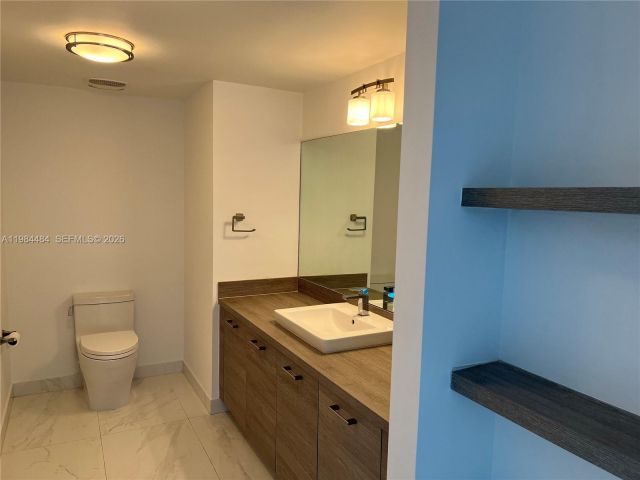 Apartment for rent  Unit #1105 - photo 7525986