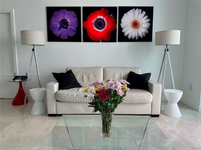 Apartment for rent  Unit #4708 - photo 7461422