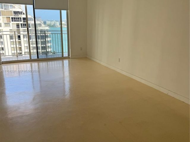 Apartment for rent  Unit #1611 - photo 7478967