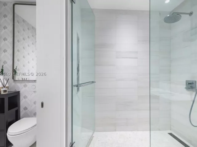 4-bedroom condo for sale in Miami - 700 NE 26th Ter 3401 - MondialRealty