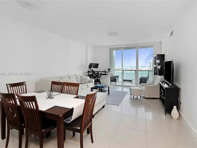 Apartment for sale  Unit #3916 - photo 7490779