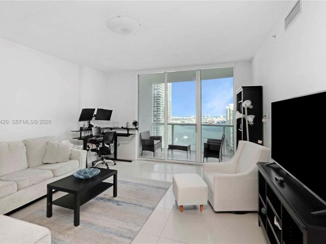 Apartment for sale  Unit #3916 - photo 7490783