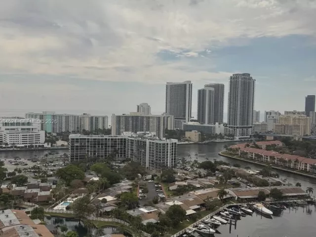 2-bedroom condo for sale in Hallandale Beach - 2500 Parkview Dr 2401 - MondialRealty