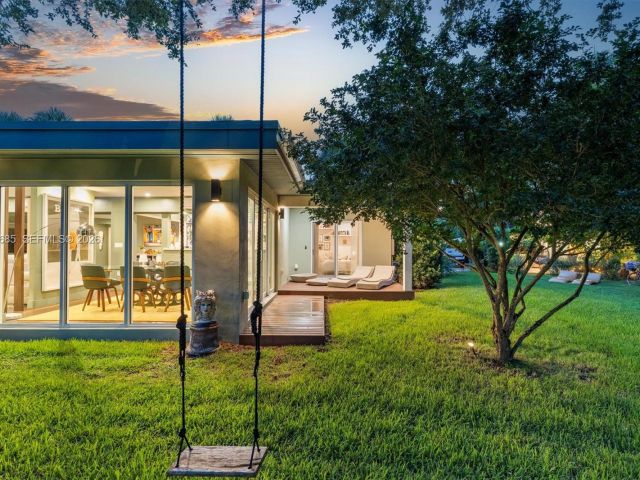 Home for sale at 11377 W Biscayne Canal Rd - photo 7514881