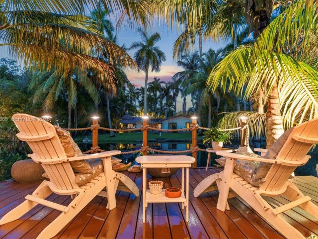 Home for sale at 11377 W Biscayne Canal Rd - photo 7514883